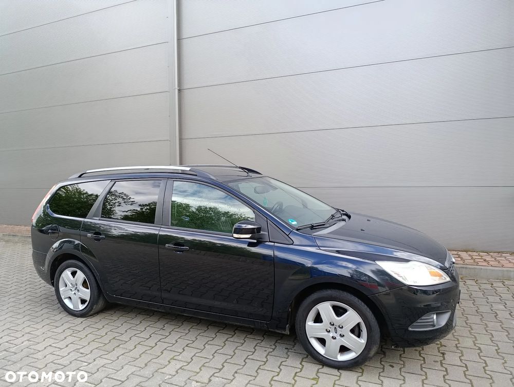 Ford Focus 1.6 16V Style+ - 8