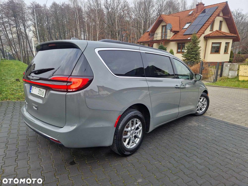 Chrysler Pacifica - 6