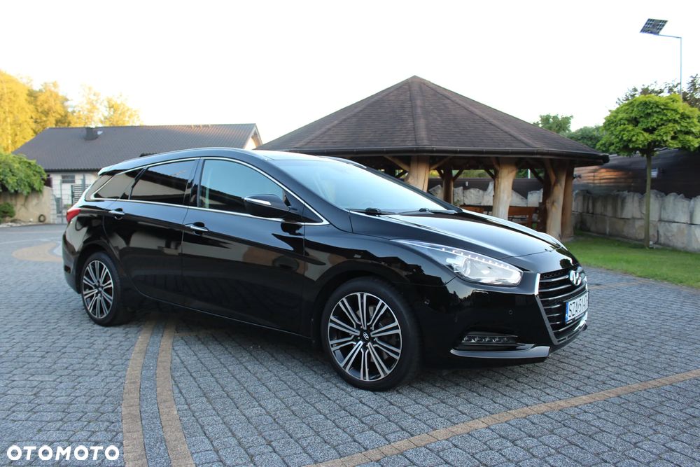 Hyundai i40 Kombi 1.7 CRDi DCT Premium - 8