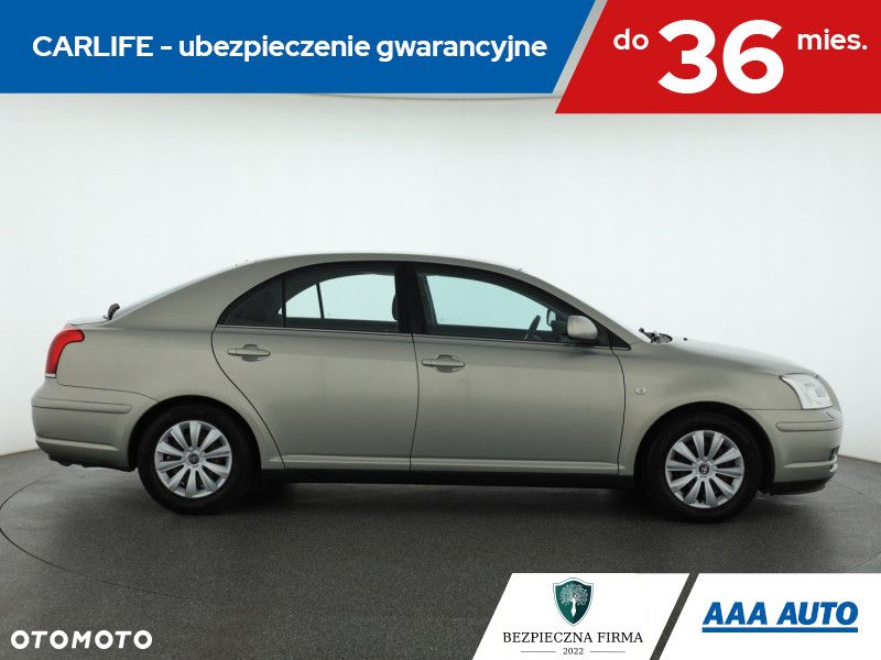 Toyota Avensis - 7
