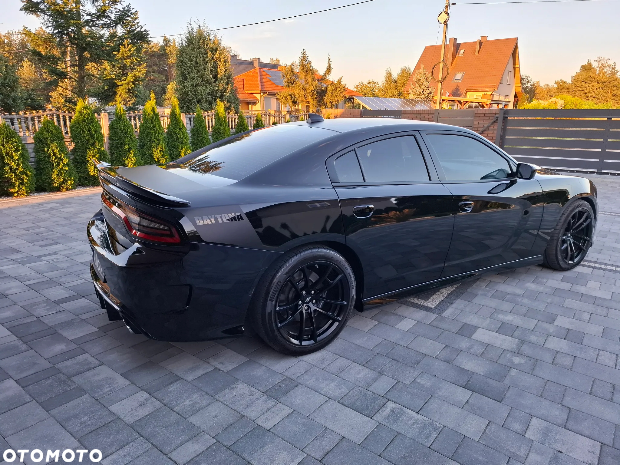 Dodge Charger 6.4 Scat Pack - 8