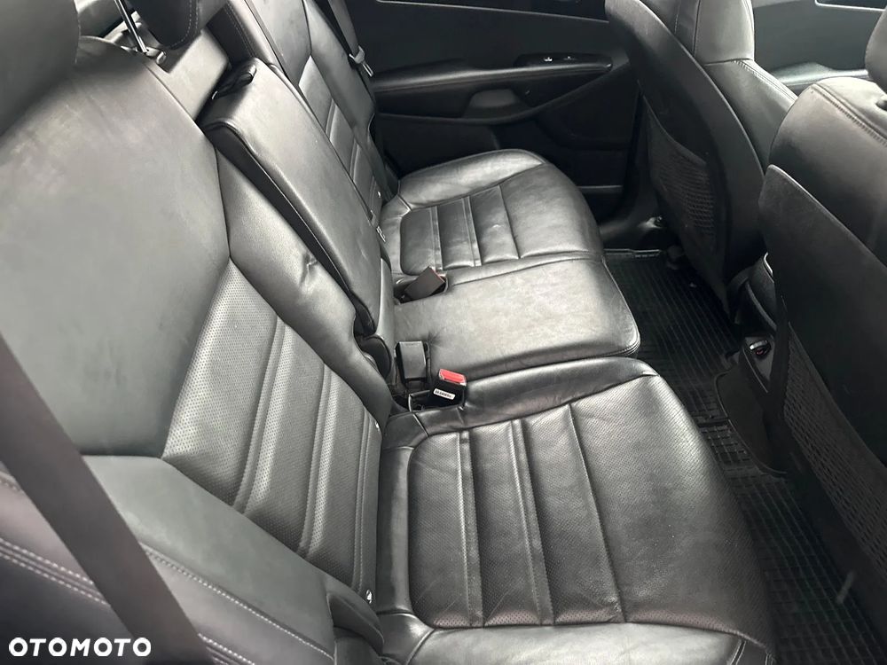 Kia Sorento - 19