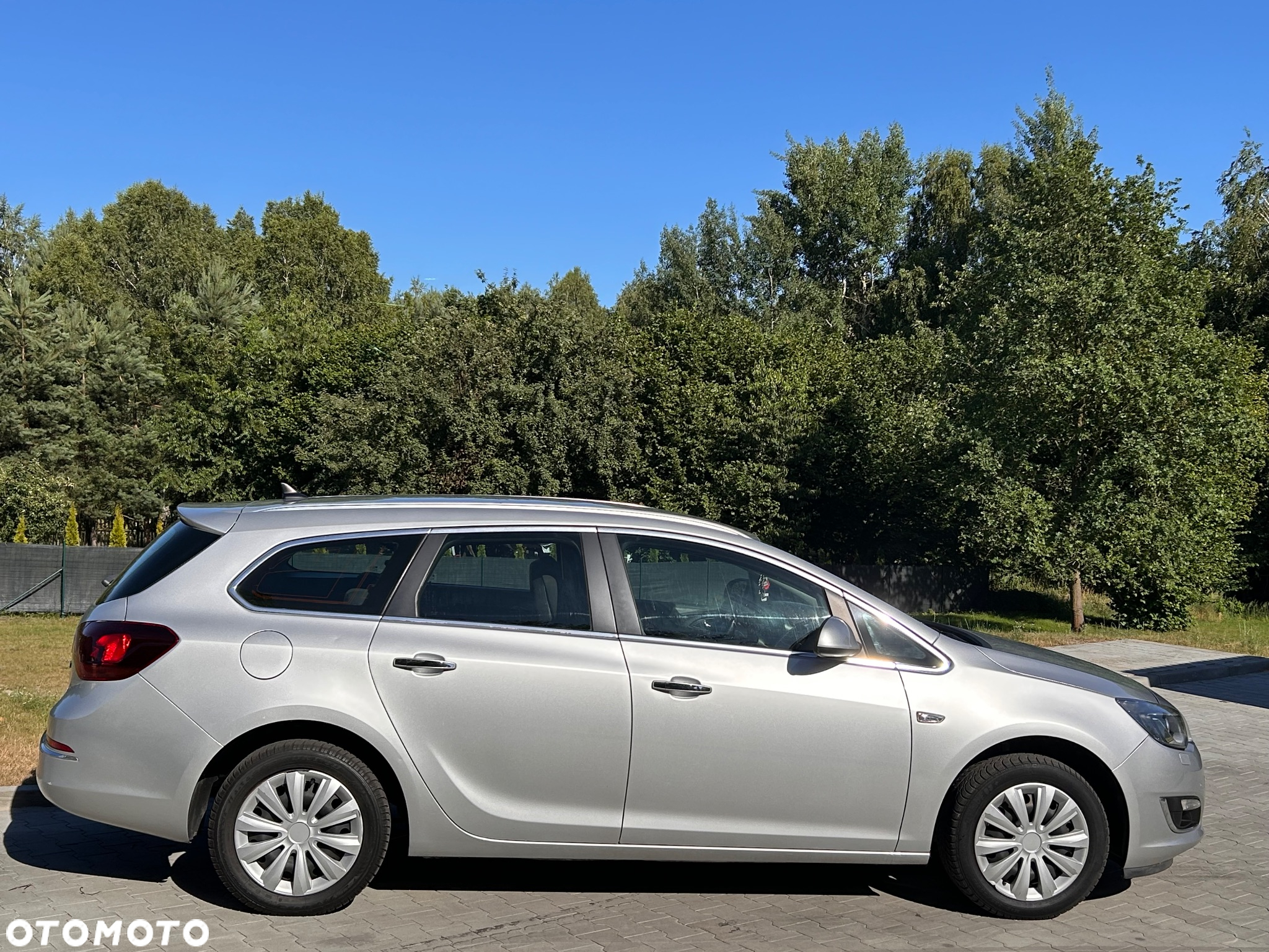 Opel Astra IV 1.7 CDTI Cosmo - 4