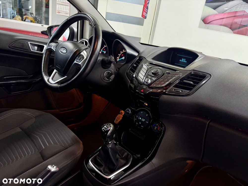 Ford Fiesta - 5