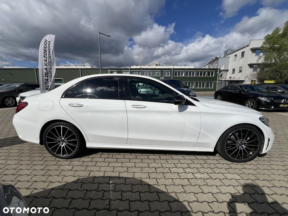 Mercedes-Benz Klasa C 300 9G-TRONIC Avantgarde - 10