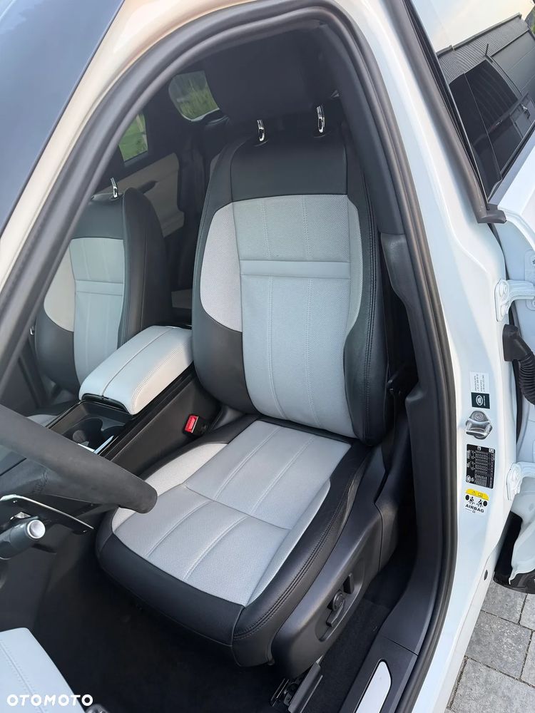 Land Rover Range Rover Evoque 2.0 D200 mHEV R-Dynamic SE - 12