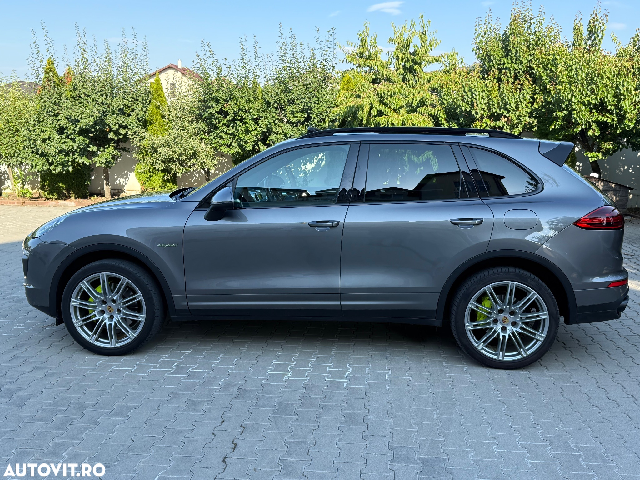 Porsche Cayenne S Hybrid Tiptronic S - 2