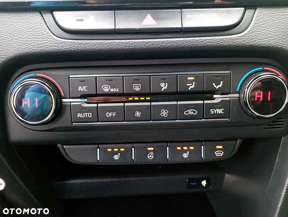 Kia ProCeed 1.6 T-GDI DCT7 OPF GT - 34