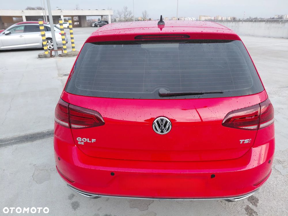Volkswagen Golf - 21