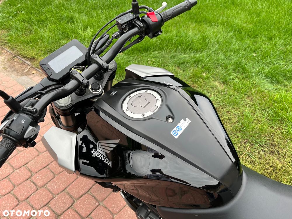 Honda CB - 26
