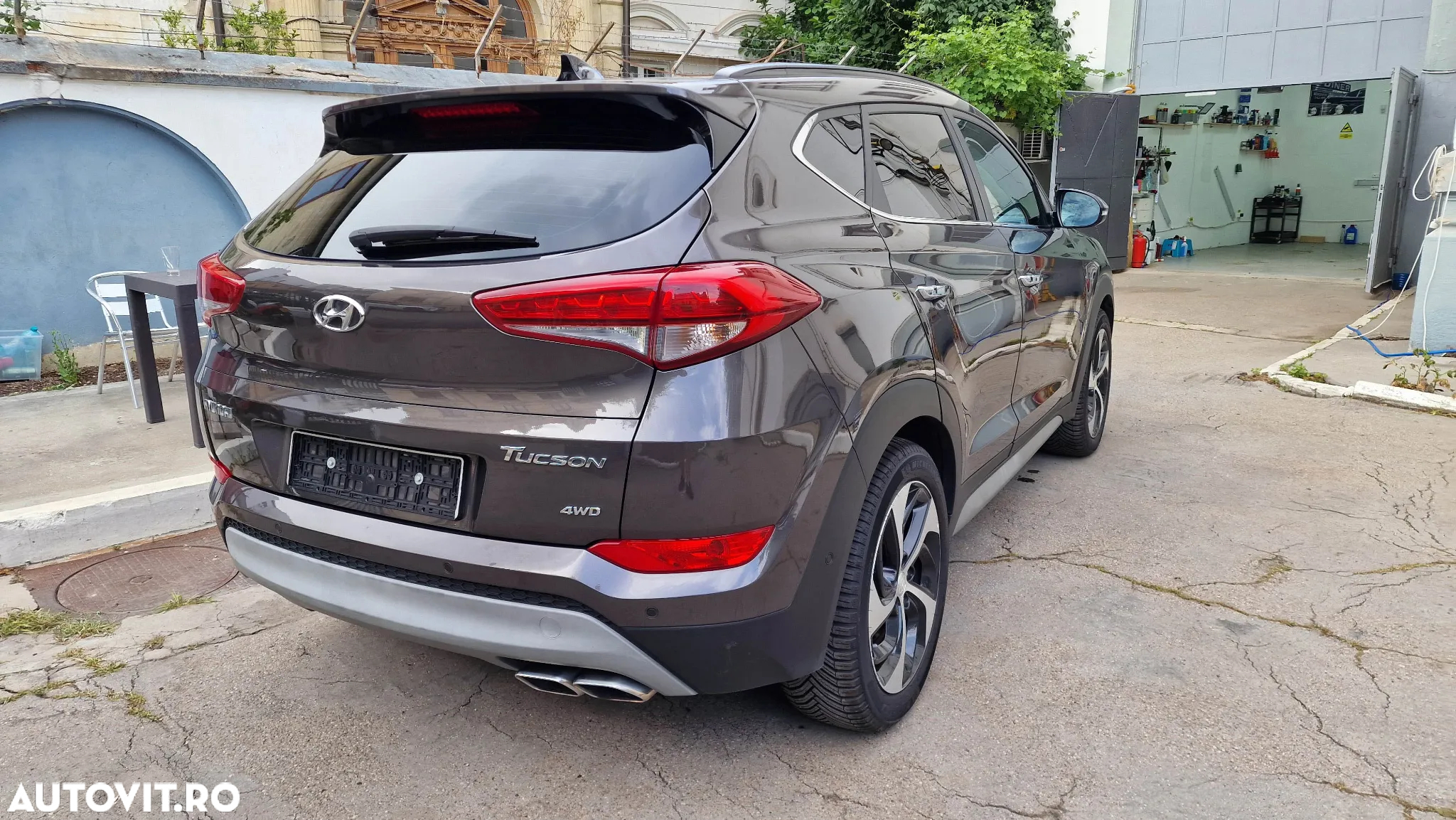 Hyundai Tucson 2.0 CRDI 4WD 6AT Premium+ - 7