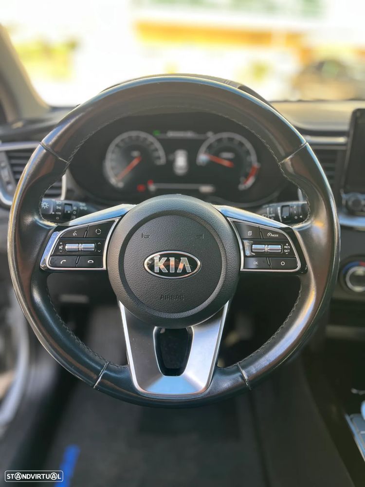 Kia XCeed 1.0 T-GDI Tech - 8