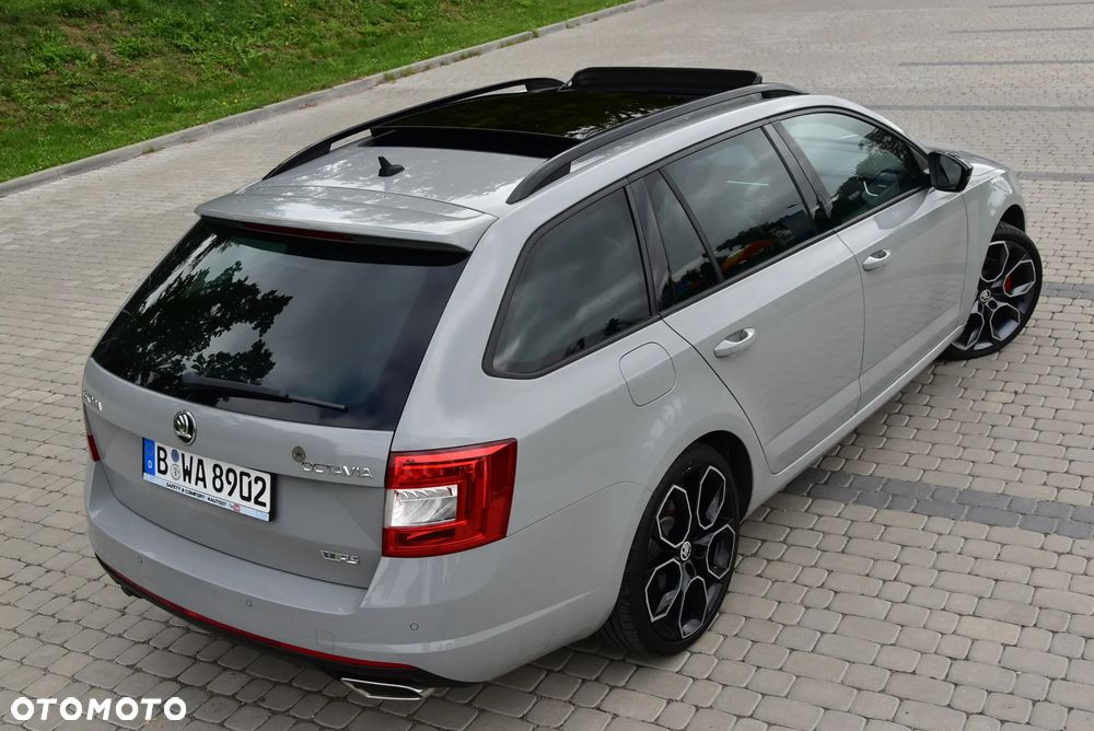 Skoda Octavia 2.0 TDI DSG RS - 5