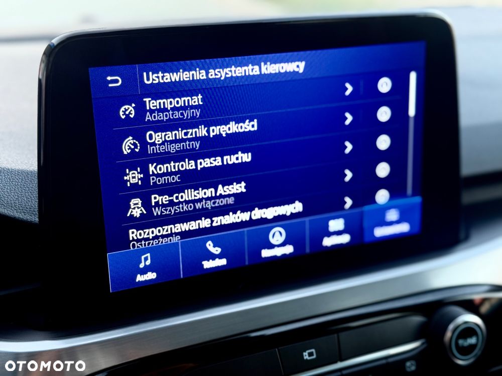 Ford Kuga 2.0 EcoBlue 4x4 TITANIUM - 40