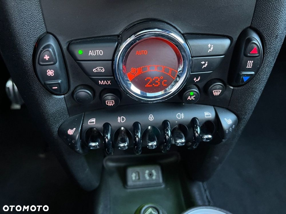 MINI Cooper S Standard - 12
