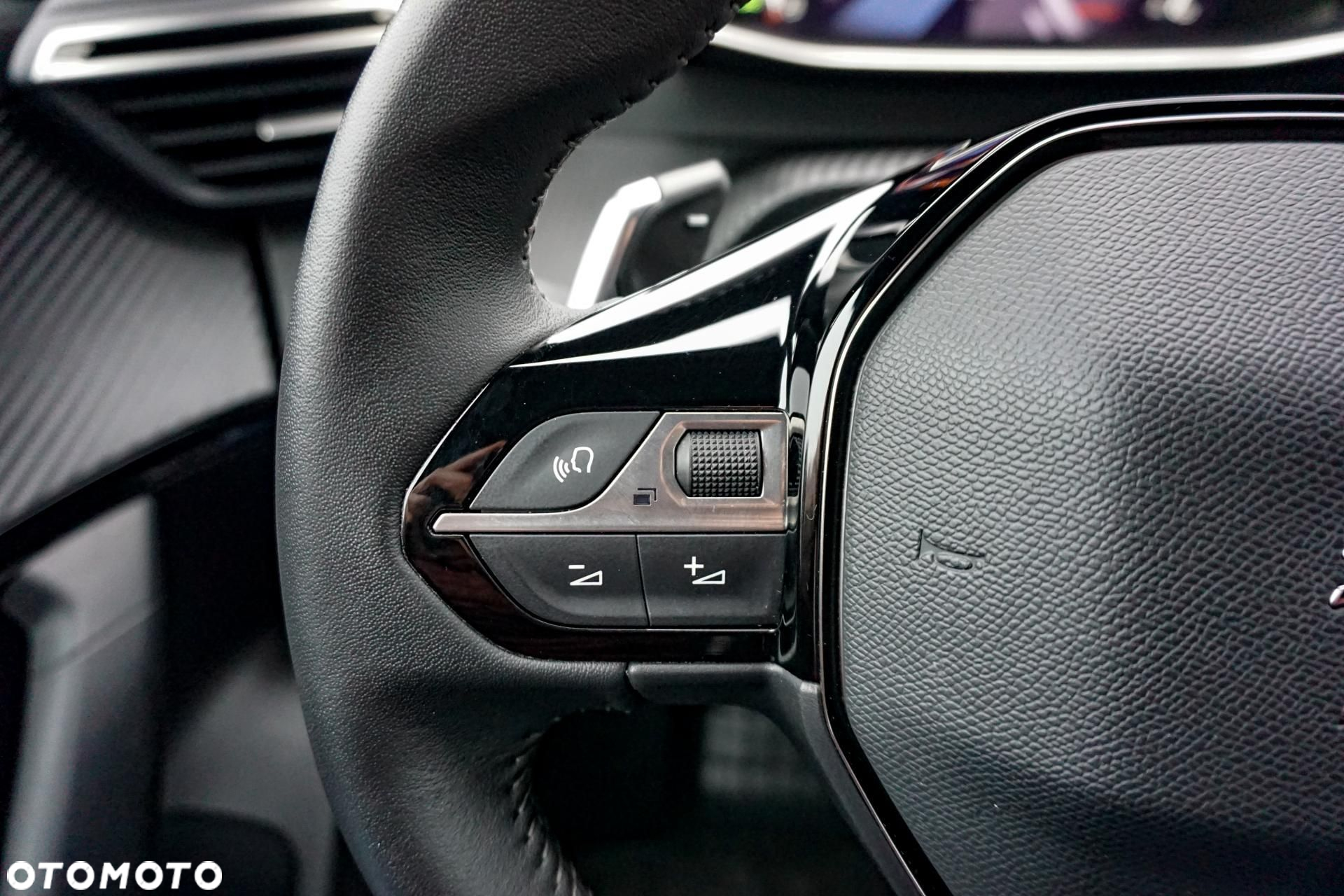 Peugeot 2008 - 23