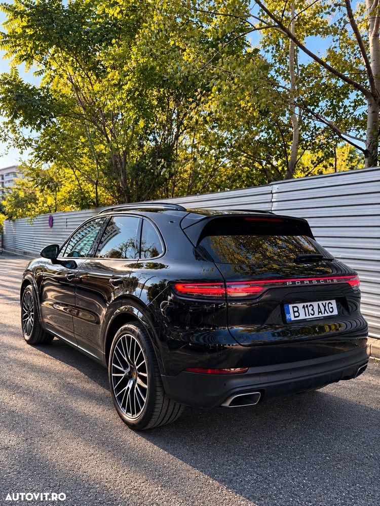 Porsche Cayenne Standard - 13