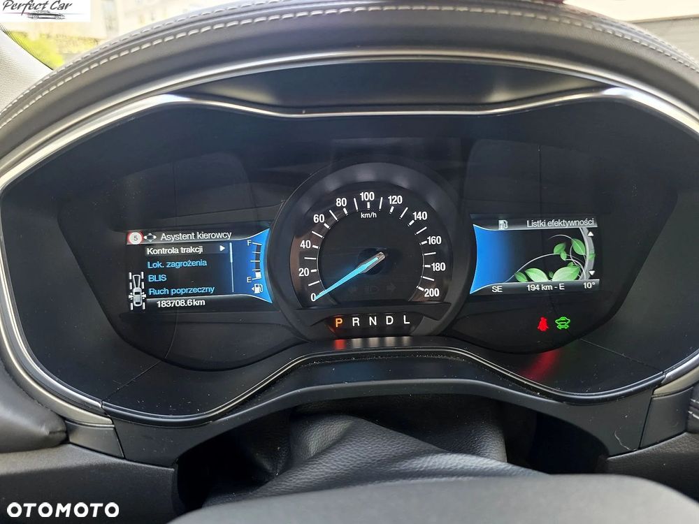 Ford Mondeo 2.0 Hybrid Vignale Plus - 26