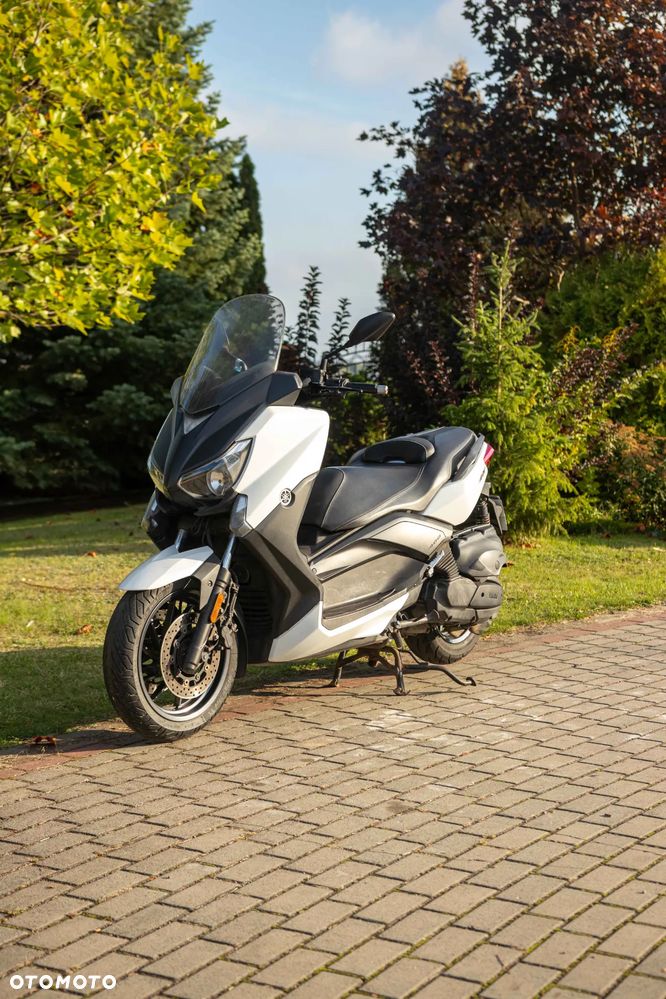 Yamaha X-max - 3