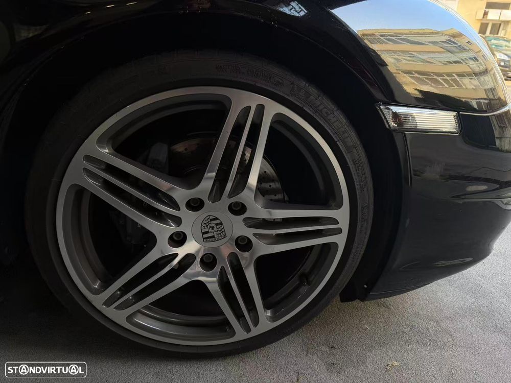 Porsche 911 (997) Carrera - 10