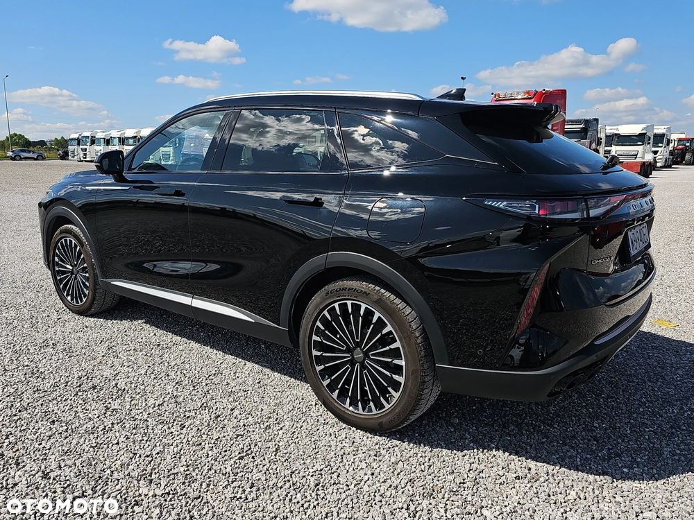 Omoda 9 1.5 Super Hybrid Exclusive AWD - 8