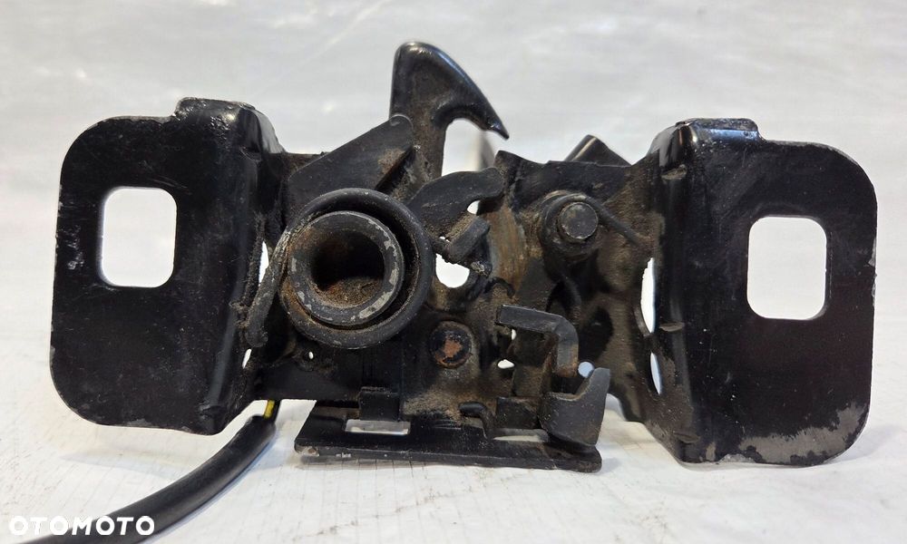 ZAMEK MASKI OPEL MOKKA A  MOKKA X 95182352 - 4