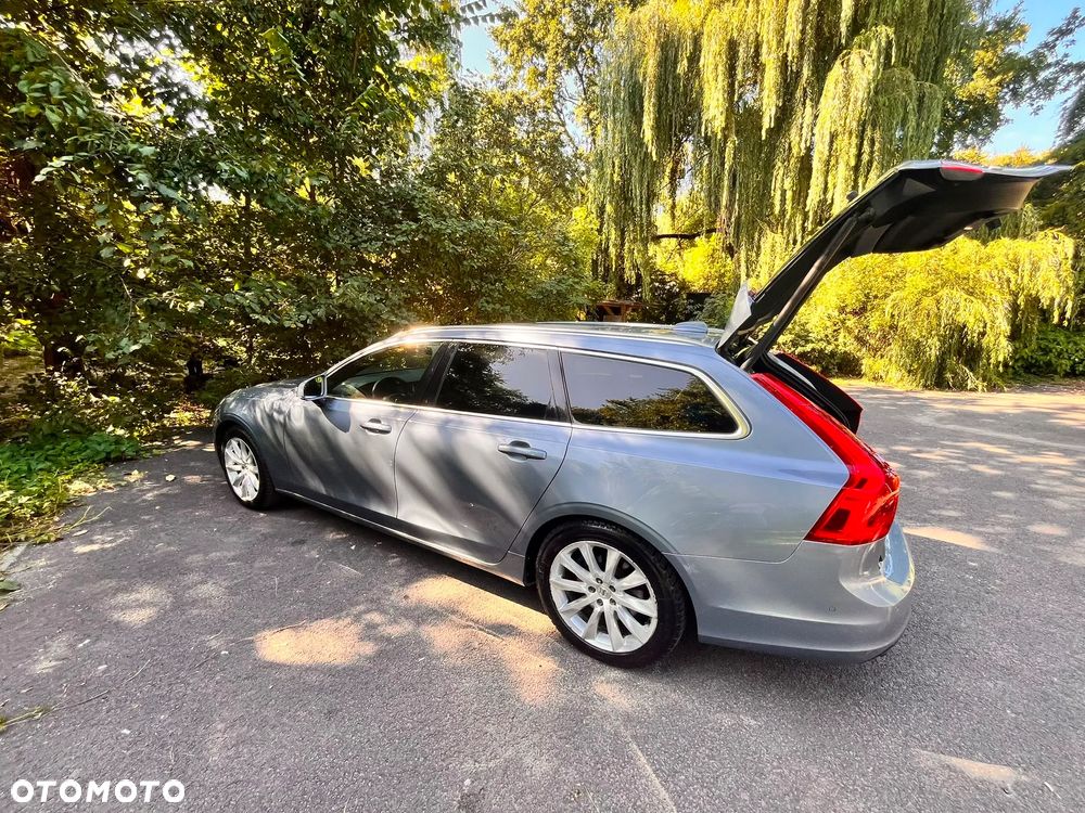Volvo V90 D4 Momentum - 20