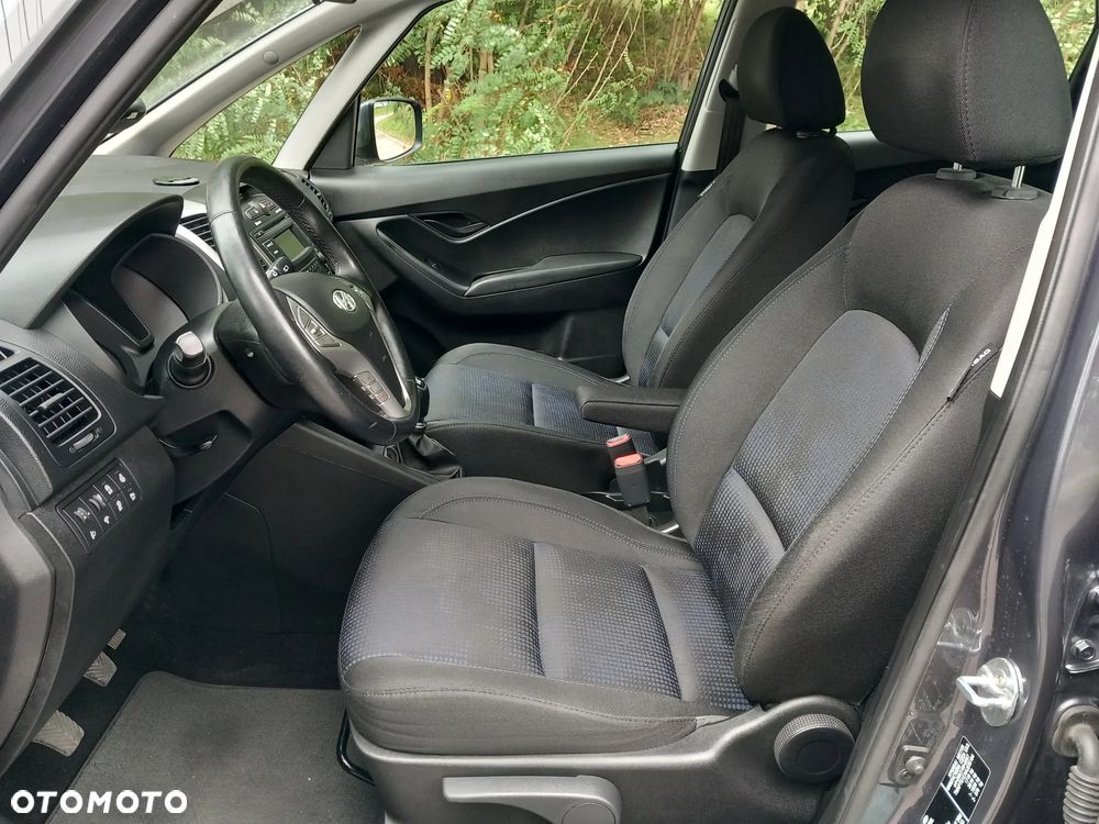 Hyundai ix20 1.4 Comfort blue - 13
