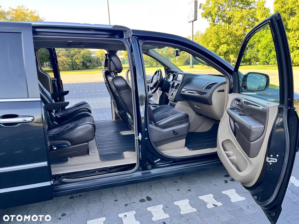 Lancia Voyager 3.6 Platinum - 7