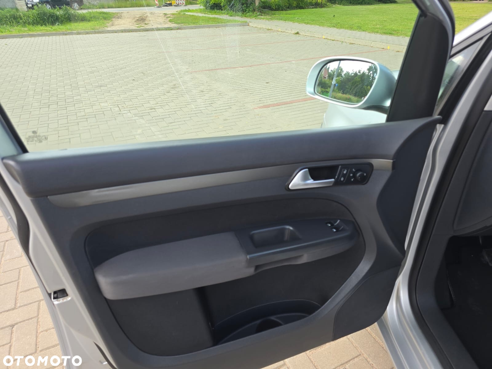 Volkswagen Touran 1.9 TDI - 16