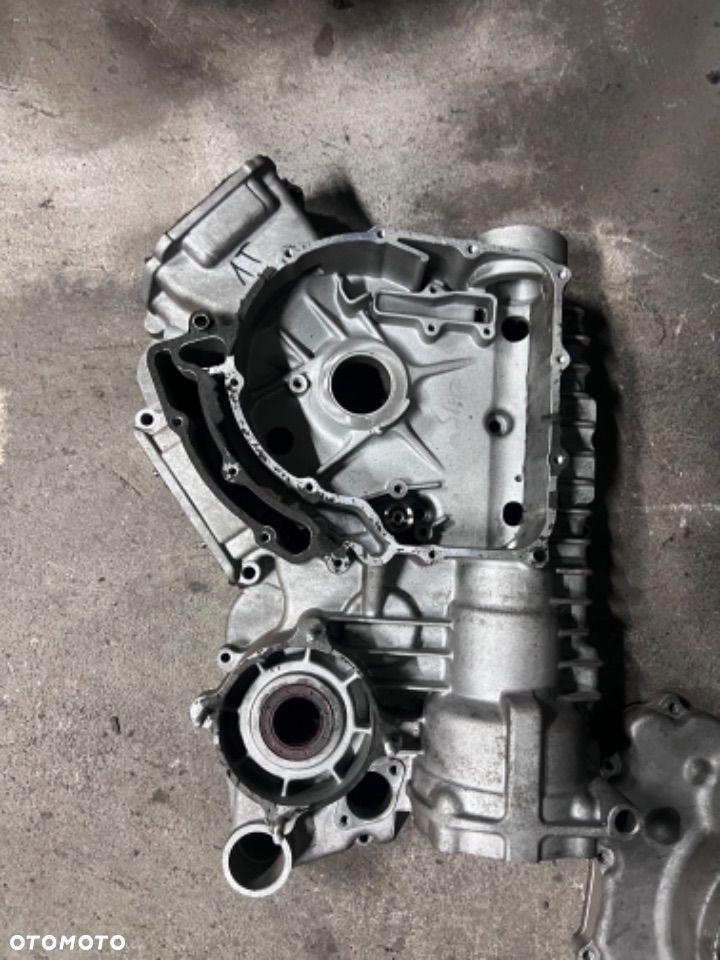 Karter obudowa silnika cf moto 800 - 1