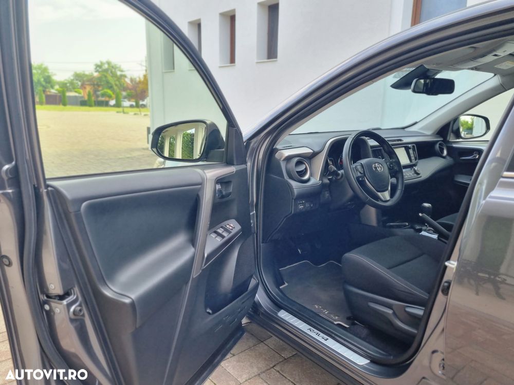 Toyota RAV4 2.5 4x2 Executive - 14