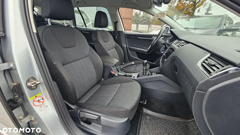 Skoda Octavia 1.5 TSI ACT Style - 6