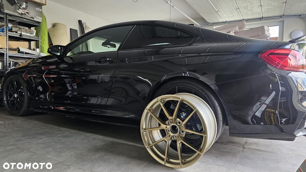 BMW M4 - 8
