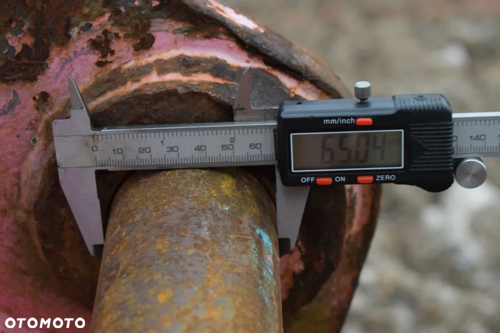 Łyżka kopiąca Volvo * 75 CM * fi 65 * - 19