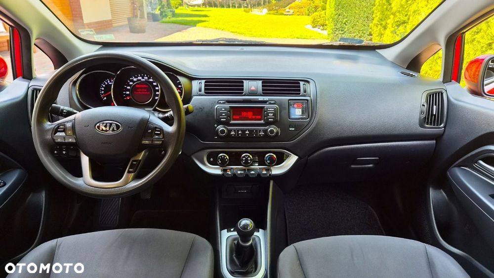 Kia Rio - 14