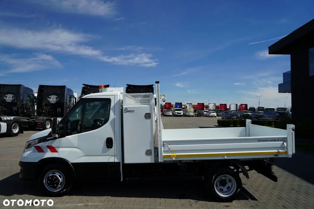 Iveco DAILY 35-140 / WYWROTKA  3 stronna  / BLIŹNIAK / HI-MATIC  / BLOKADA MOSTU / SPROWADZONY - 15