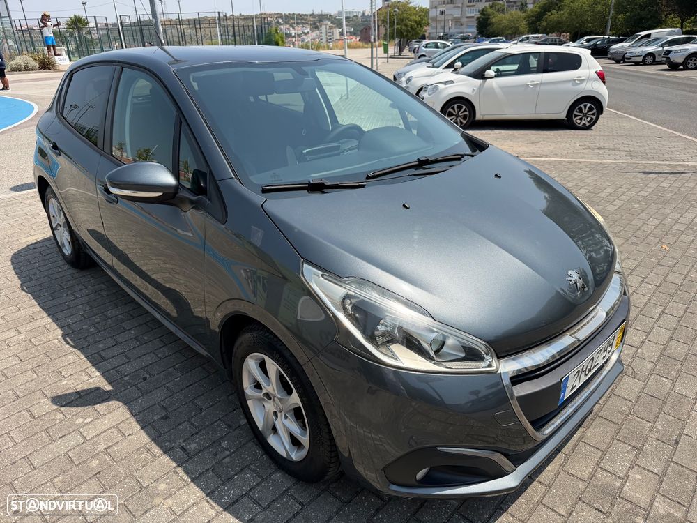 Peugeot 208 1.2 PureTech Active - 5