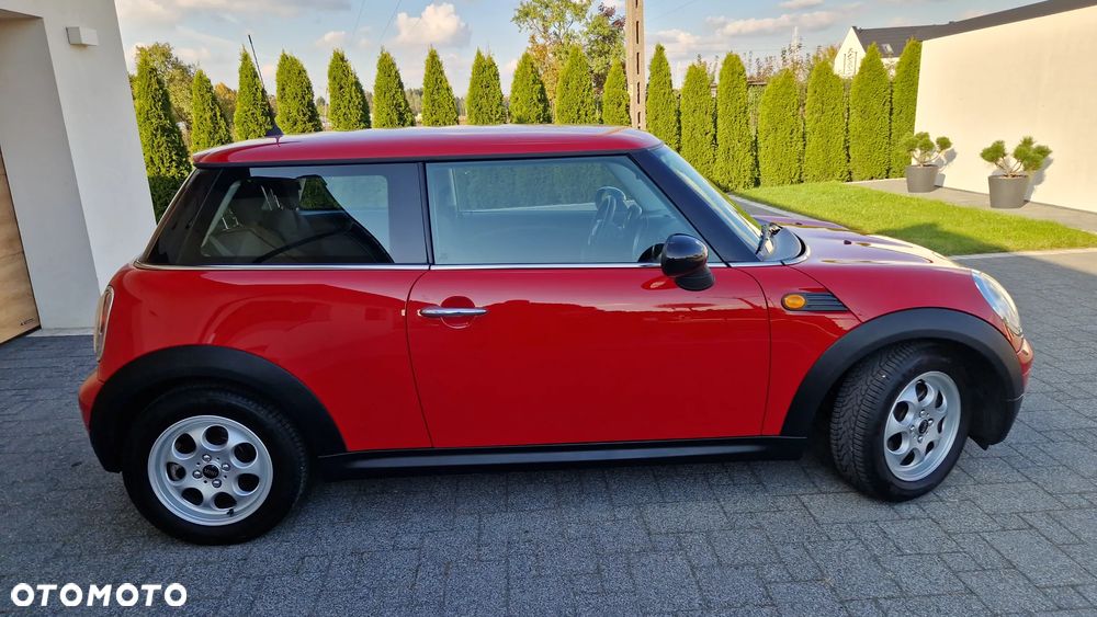MINI ONE Standard - 17