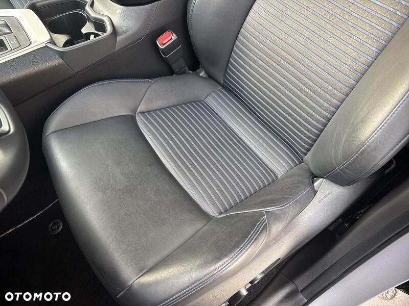 Toyota RAV4 2.5 Hybrid Selection 4x2 - 18