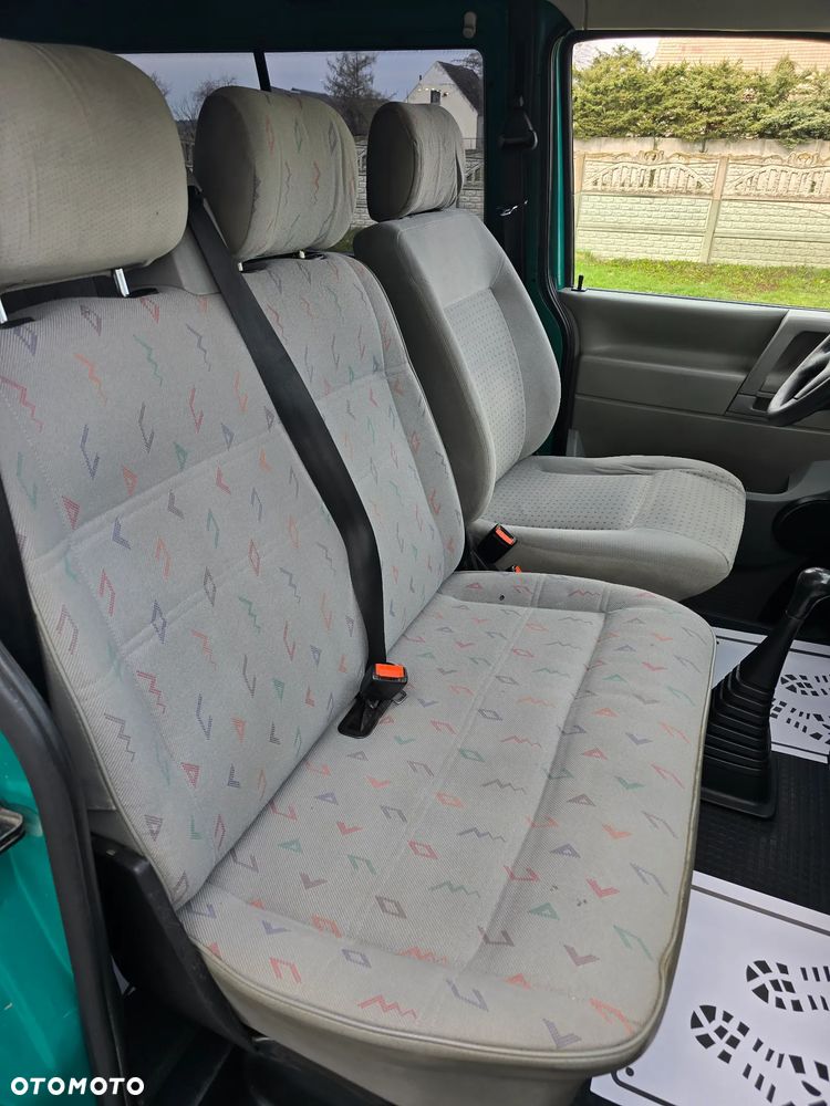 Volkswagen Transporter - 9