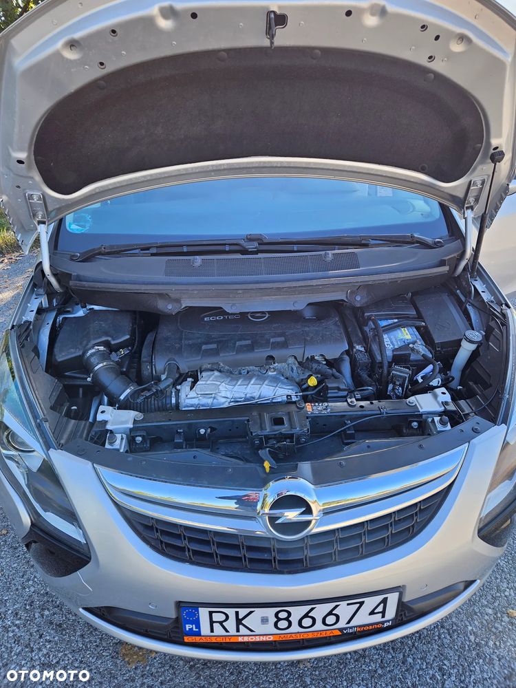 Opel Zafira - 37