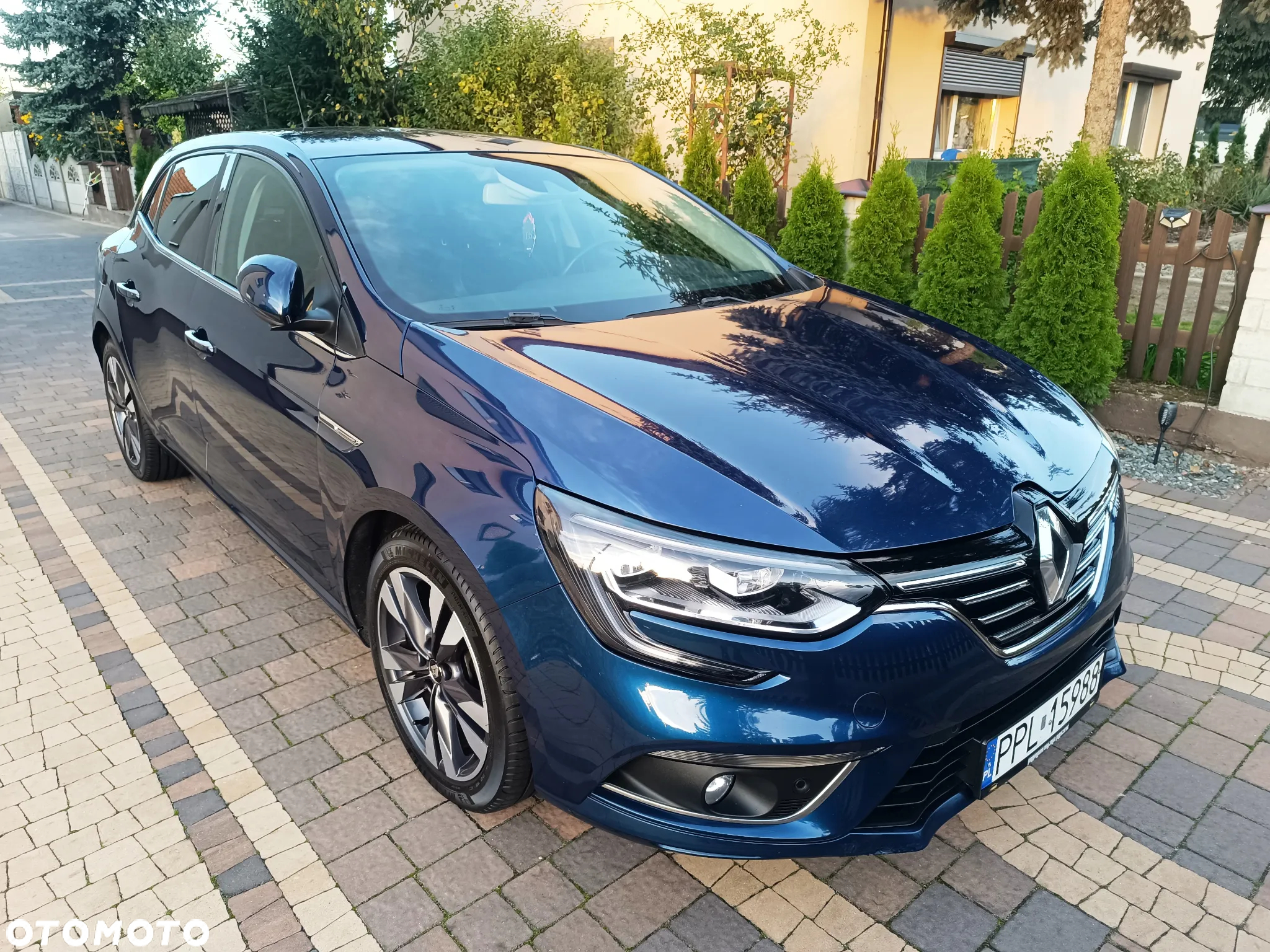 Renault Megane 1.5 Blue dCi Intens - 2