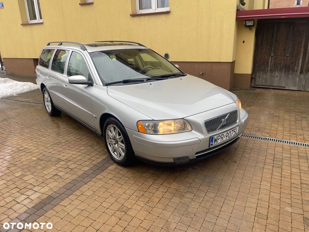 Volvo V70 D5 - 2