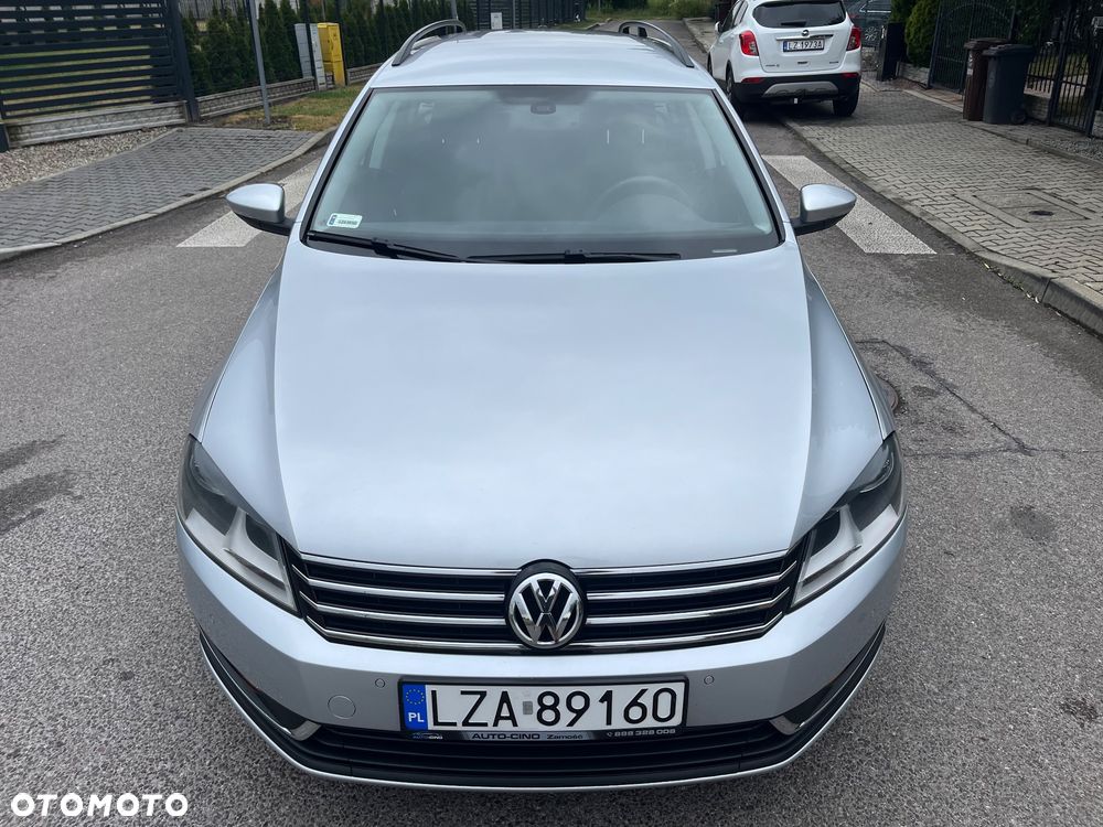 Volkswagen Passat - 4