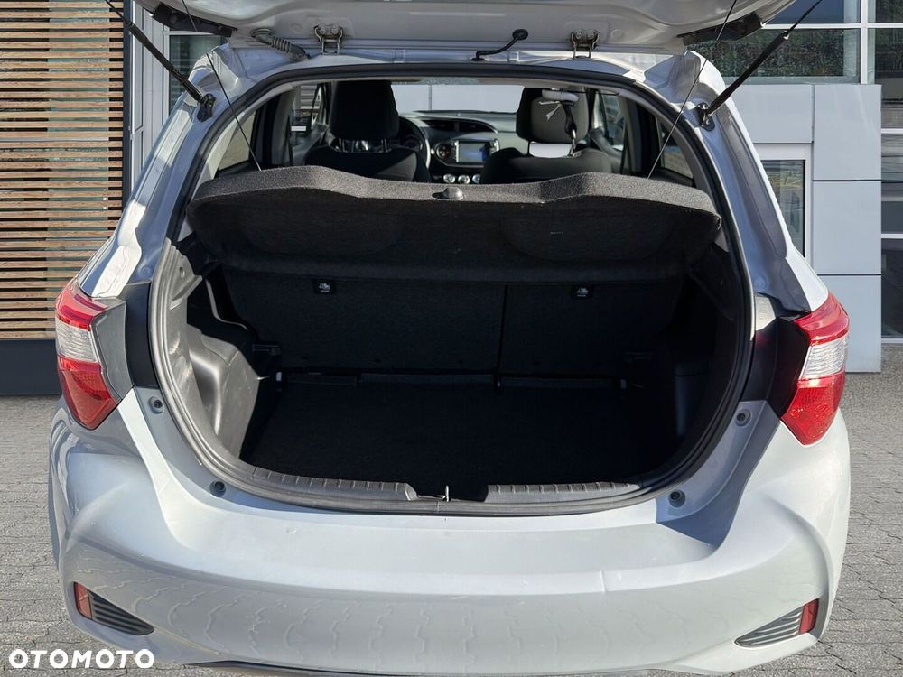 Toyota Yaris 1.5 Premium CVT - 13