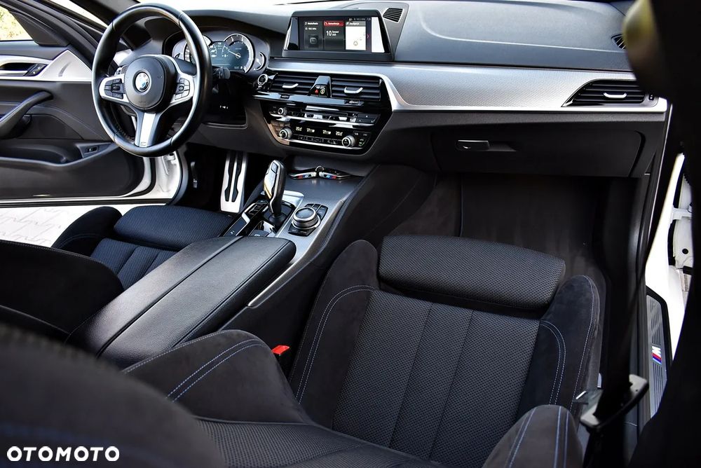 BMW Seria 5 520d M Sport Edition - 38