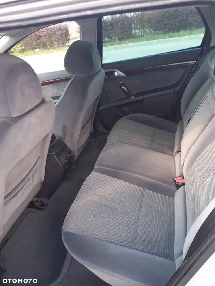 Peugeot 407 2.0 HDI Sport n.gama - 21