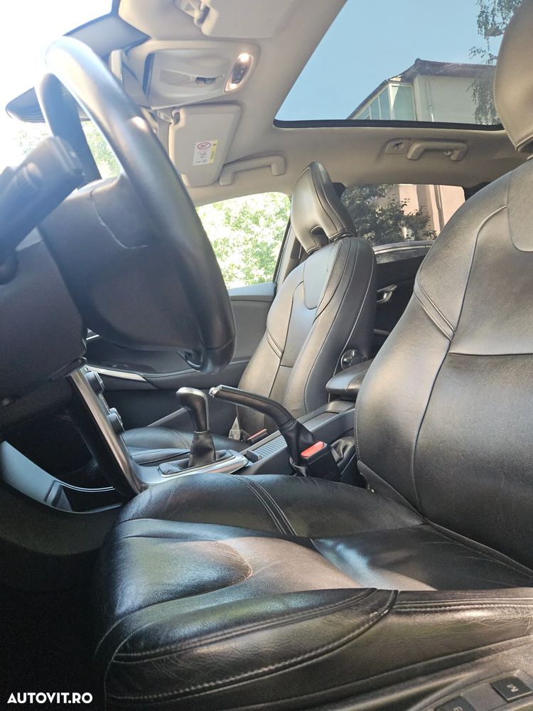 Volvo V40 D2 Inscription - 9