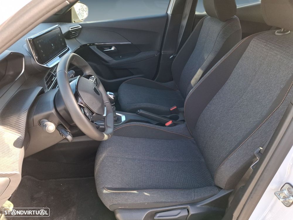 Peugeot 2008 1.2 PureTech Style — fotografia 11